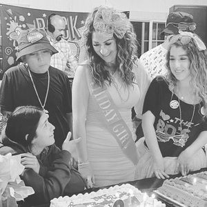 Meet your Posher, Desiree